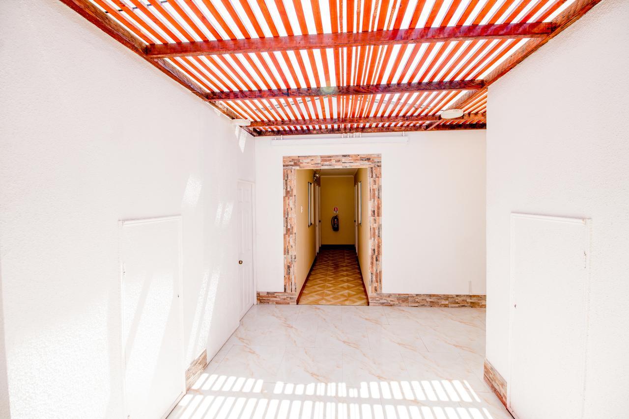 Hotel San Cristobal איקוויקה מראה חיצוני תמונה
