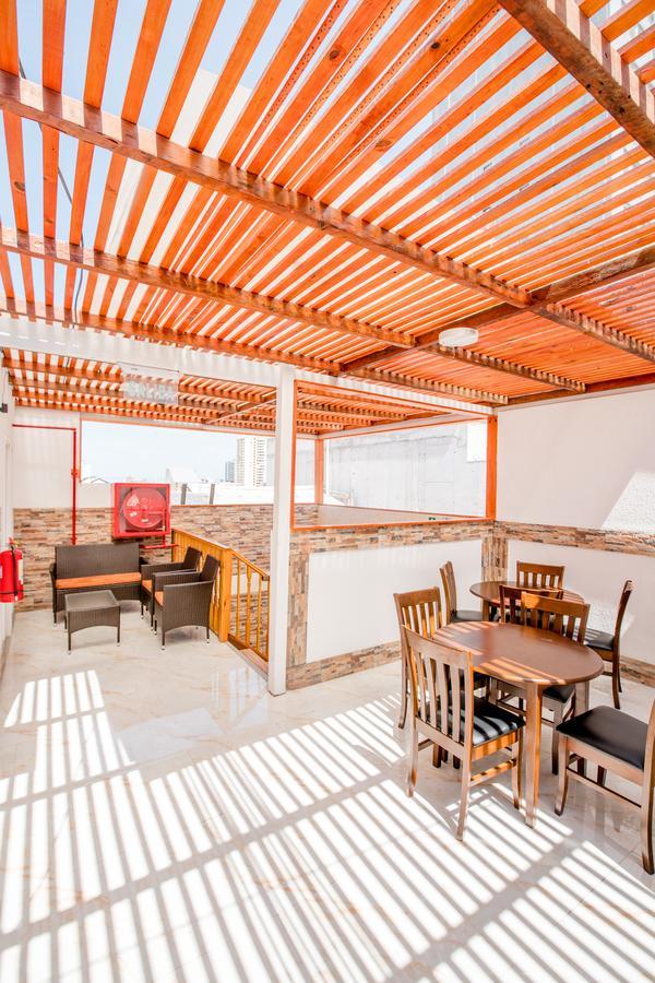 Hotel San Cristobal איקוויקה מראה חיצוני תמונה
